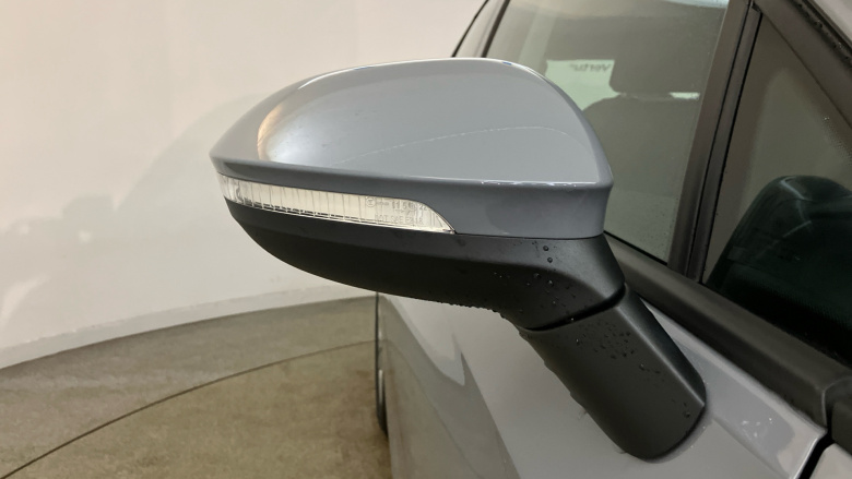 Volkswagen Golf 1.5 TSI Life 5dr Petrol Hatchback